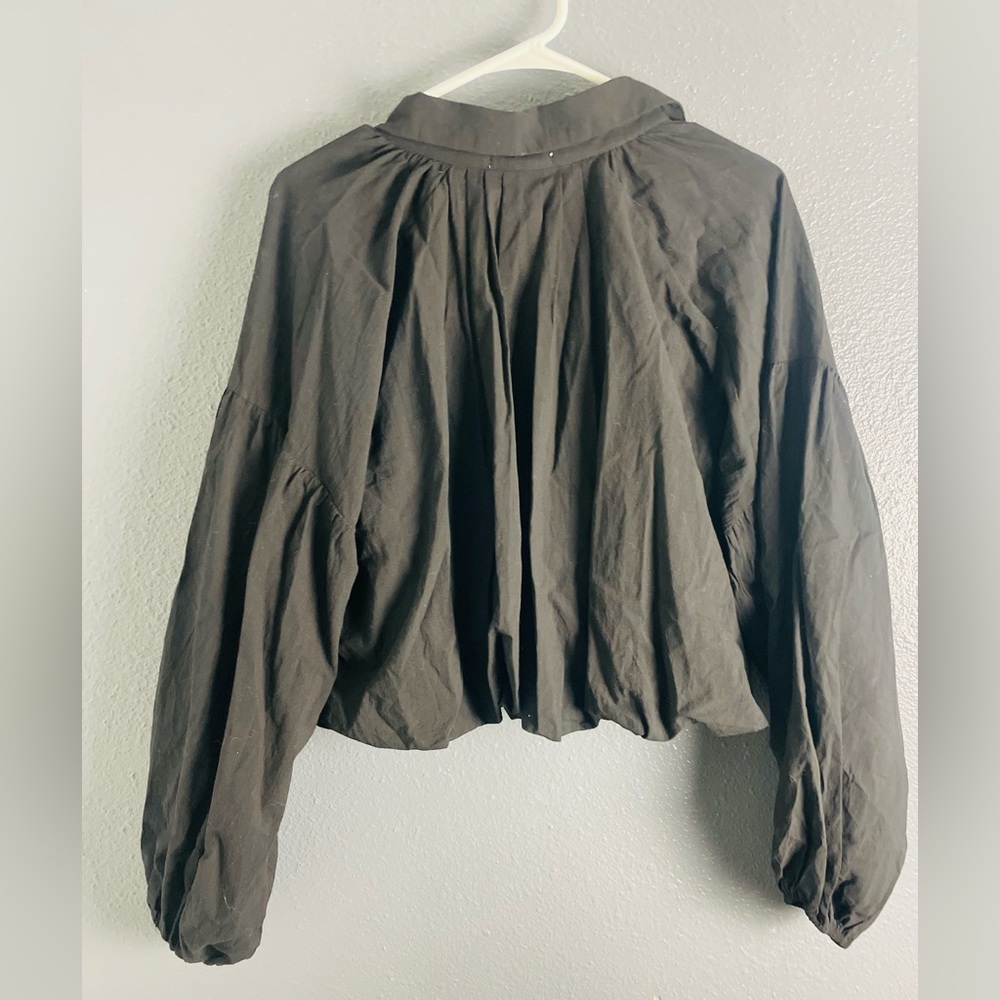 Black Cropped Button-Front Blouse - image 3